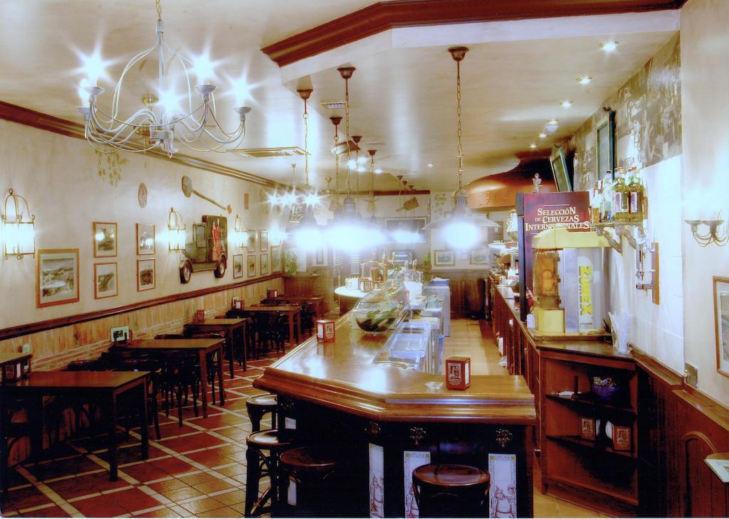 Hostal El Jardin Benidorm Exterior photo