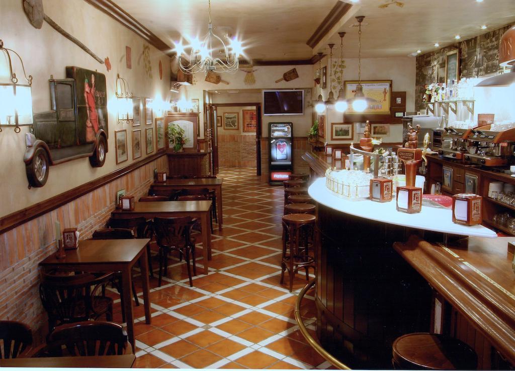 Hostal El Jardin Benidorm Exterior photo