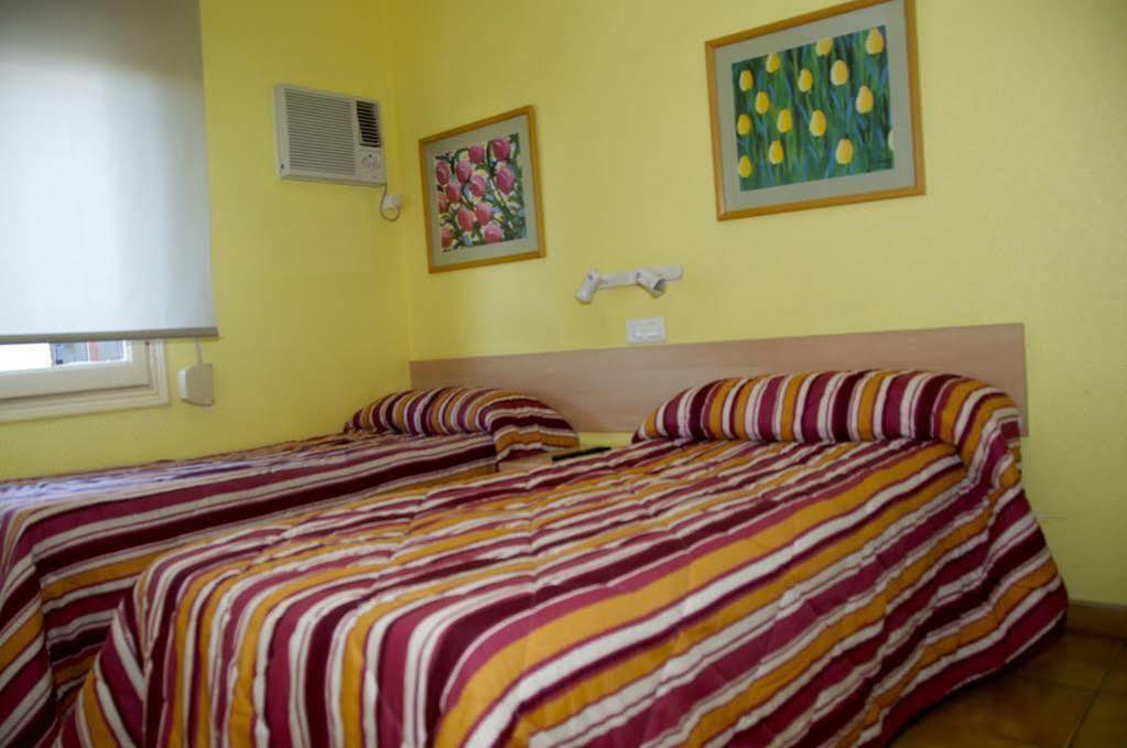 Hostal El Jardin Benidorm Exterior photo